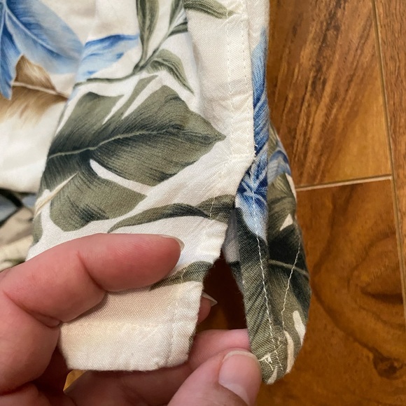 Hawaiian Print Button Down Shirt (XXL) - Picture 7 of 12